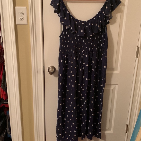 NWT Ava & Viv maxi navy w/white daisies sleeveless ruffled collar dress. Size 1x - Picture 6 of 12